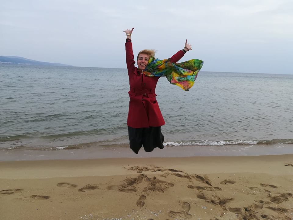 Подскочи от Щастие