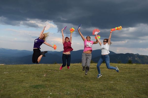 подскочи от щастие